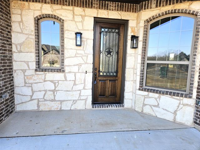 385 Willie's Court, Whitesboro, TX 76273