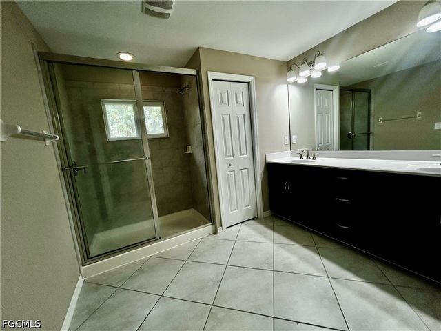 12117 Palm Cove ST, Fort Myers, FL 33913