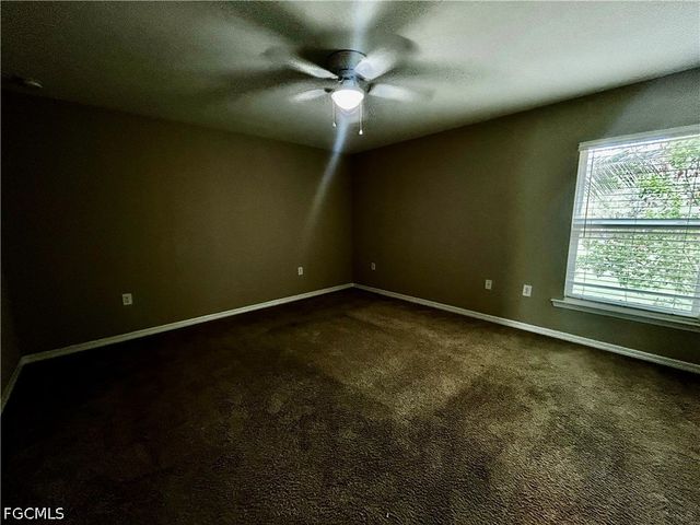 12117 Palm Cove ST, Fort Myers, FL 33913