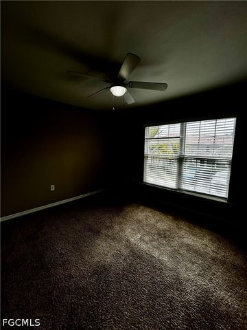 12117 Palm Cove ST, Fort Myers, FL 33913