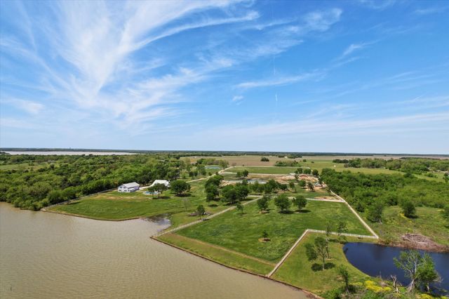 121. Elm, Kerens, TX 75144