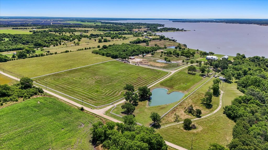 121. Elm, Kerens, TX 75144
