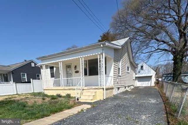 910 RENFREW STREET, Baltimore, MD 21221
