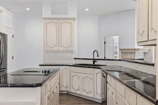 2046 Mckenzie Road, Campbell, TX 75422