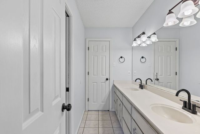 2046 Mckenzie Road, Campbell, TX 75422