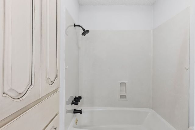 2046 Mckenzie Road, Campbell, TX 75422