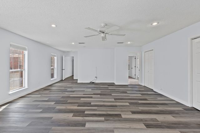 2046 Mckenzie Road, Campbell, TX 75422