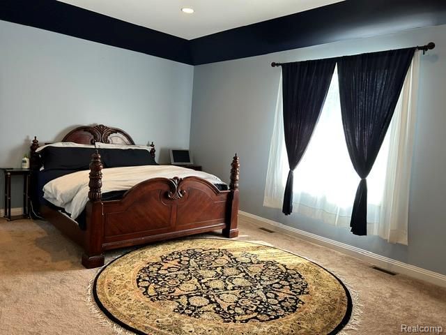 5238 Windmill Drive, Troy, MI 48085