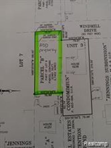 5238 Windmill Drive, Troy, MI 48085