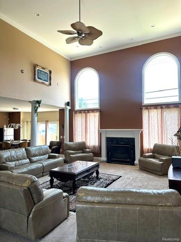 5238 Windmill Drive, Troy, MI 48085