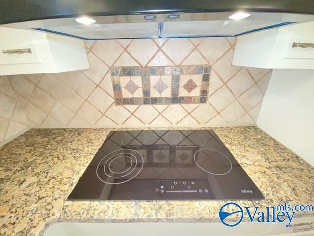 6210 Stratford Court NW, Huntsville, AL 35806