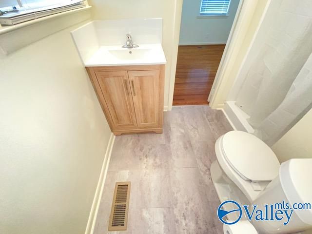 6210 Stratford Court NW, Huntsville, AL 35806