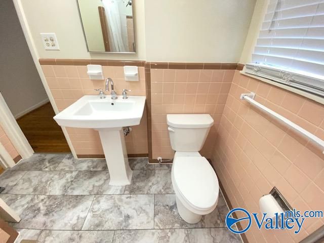 6210 Stratford Court NW, Huntsville, AL 35806