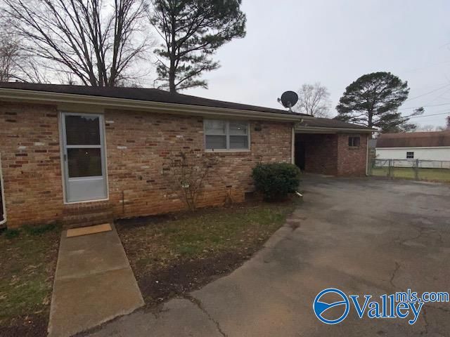 6210 Stratford Court NW, Huntsville, AL 35806