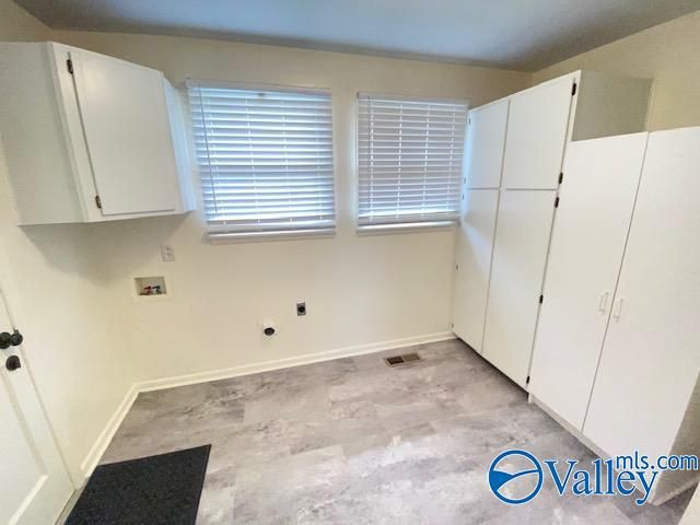 6210 Stratford Court NW, Huntsville, AL 35806