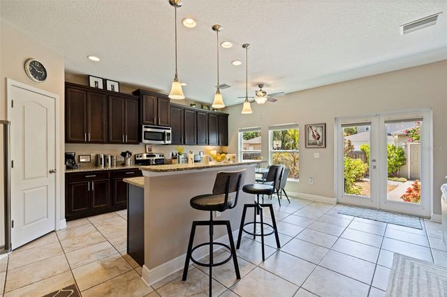 1110 10TH STREET N, St Petersburg, FL 33705