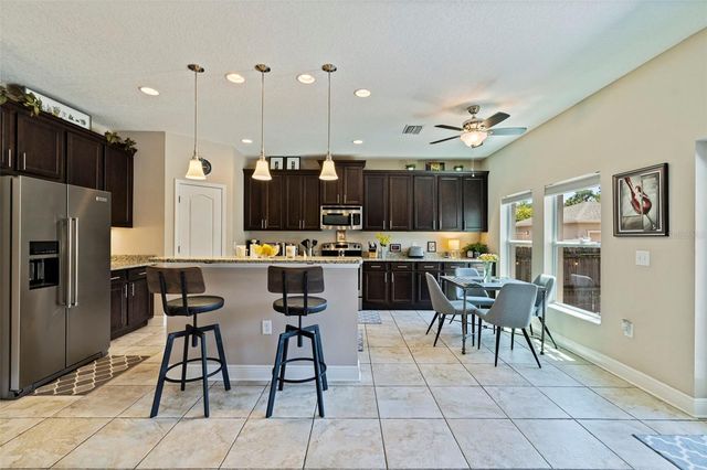 1110 10TH STREET N, St Petersburg, FL 33705