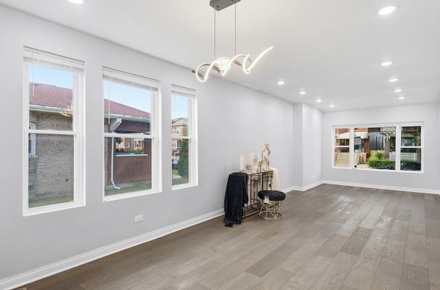 7823 S May Street, Chicago, IL 60620