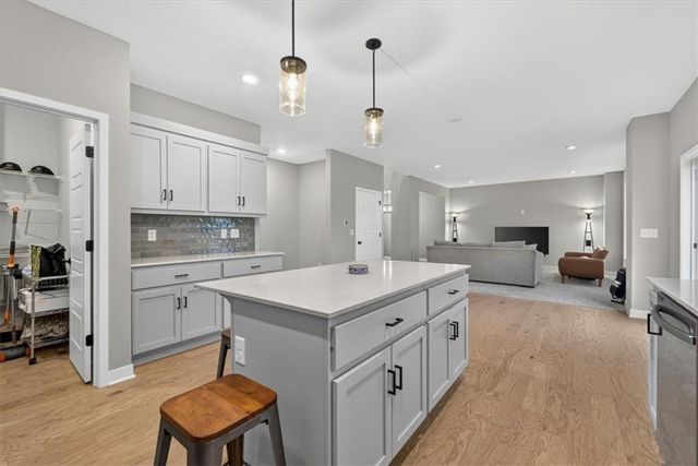 2708 SW 12th Street, Lee's Summit, MO 64081