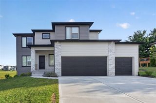 2708 SW 12th Street, Lee's Summit, MO 64081