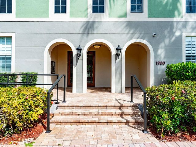 1900 Van Buren Street 112B, Hollywood, FL 33020