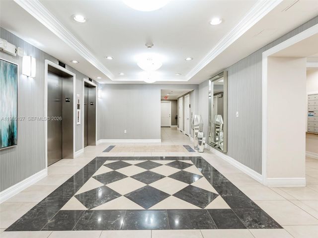 1900 Van Buren Street 112B, Hollywood, FL 33020