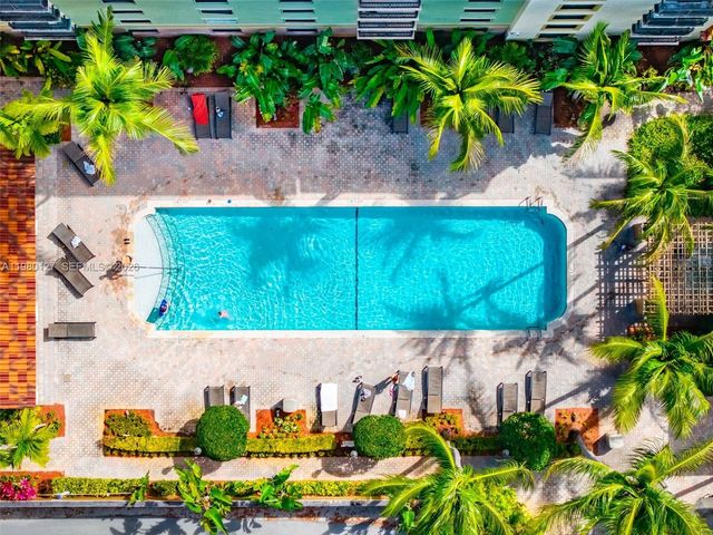 1900 Van Buren Street 112B, Hollywood, FL 33020