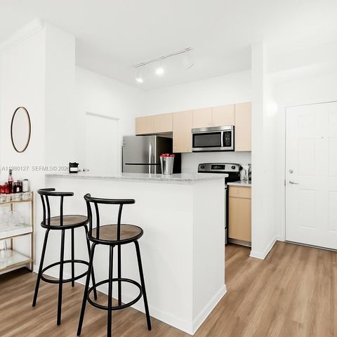 1900 Van Buren Street 112B, Hollywood, FL 33020