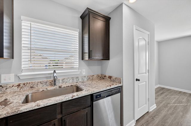 523 Bennie Leonard Street, Venus, TX 76084