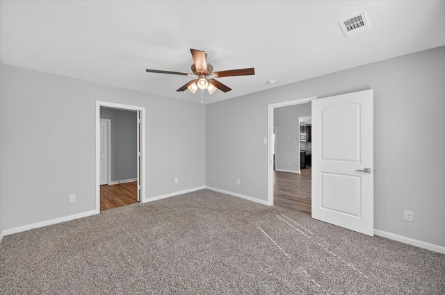 523 Bennie Leonard Street, Venus, TX 76084