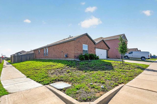 523 Bennie Leonard Street, Venus, TX 76084