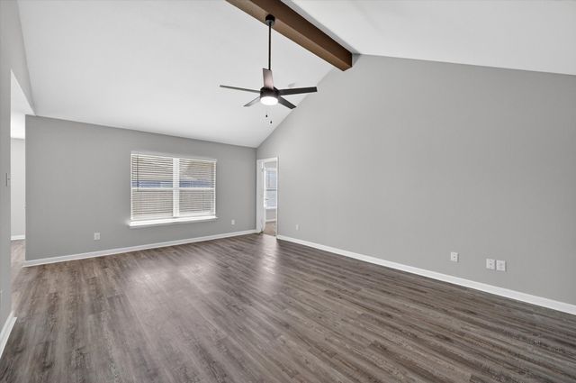 523 Bennie Leonard Street, Venus, TX 76084
