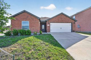 523 Bennie Leonard Street, Venus, TX 76084