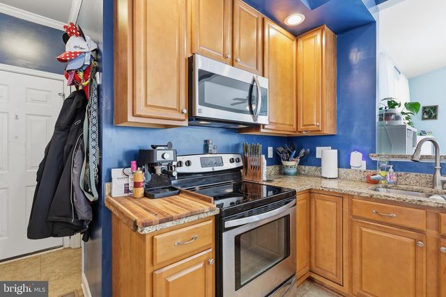 325 PHILLIPS ST, Fredericksburg, VA 22405