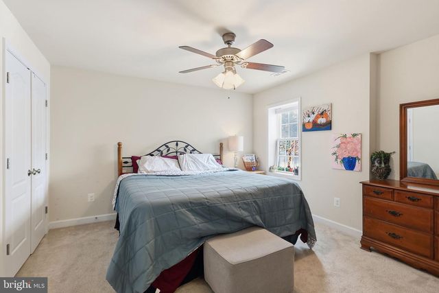 325 PHILLIPS ST, Fredericksburg, VA 22405