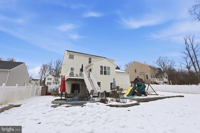 325 PHILLIPS ST, Fredericksburg, VA 22405