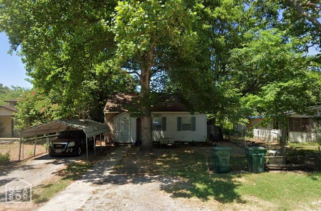 909 N 10th Street, Blytheville, AR 72315