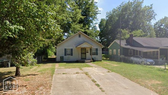 909 N 10th Street, Blytheville, AR 72315