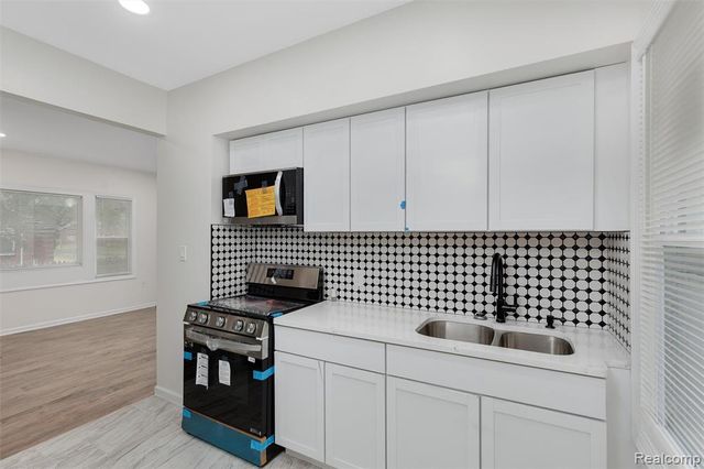 12658 Waltham Street, Detroit, MI 48205