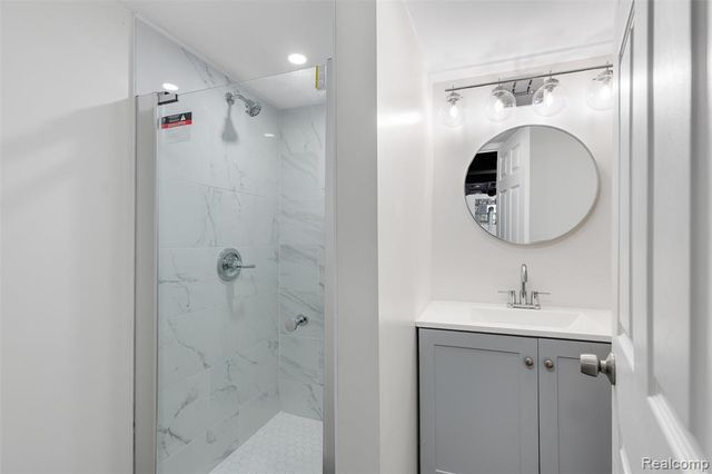 12658 Waltham Street, Detroit, MI 48205