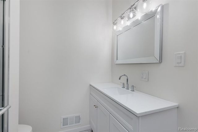 12658 Waltham Street, Detroit, MI 48205