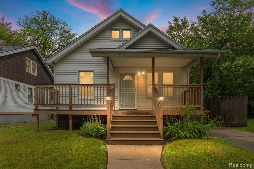 12658 Waltham Street, Detroit, MI 48205