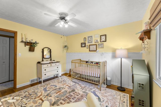 2654 Youngs Grove Road, Columbus, OH 43231