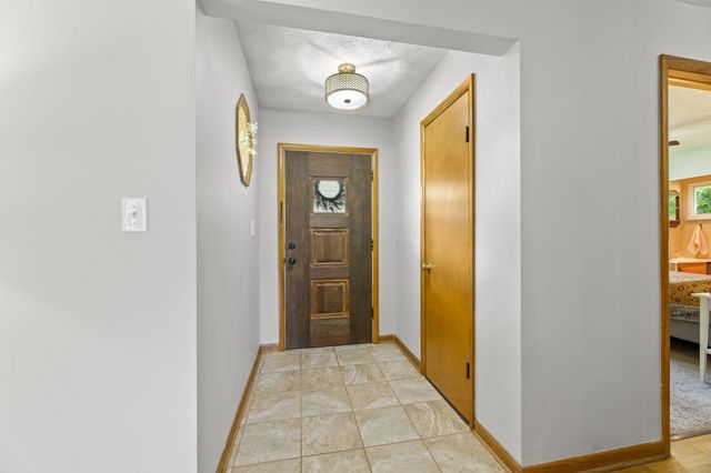 2654 Youngs Grove Road, Columbus, OH 43231