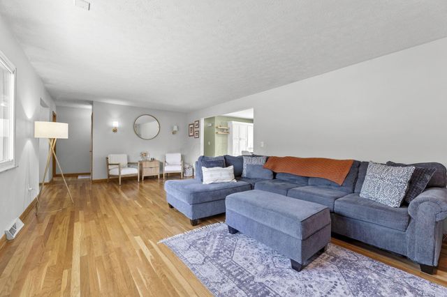 2654 Youngs Grove Road, Columbus, OH 43231