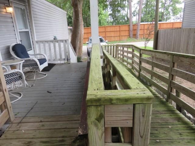 12715 Aspen Drive, Pinehurst, TX 77362