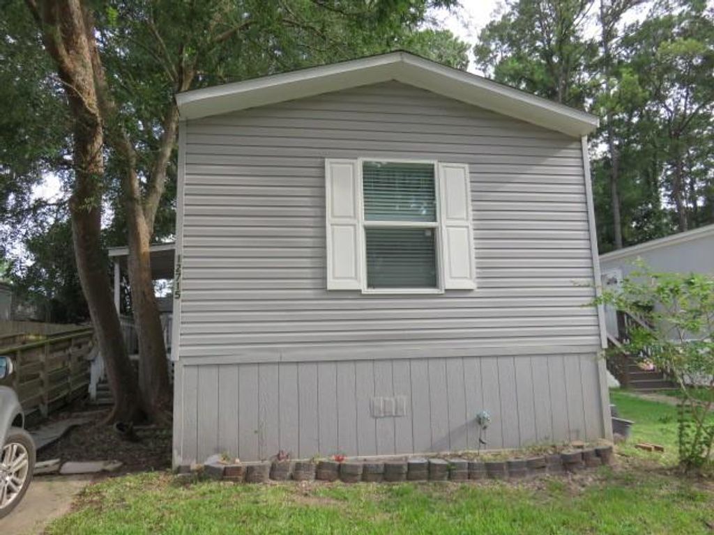 12715 Aspen Drive, Pinehurst, TX 77362