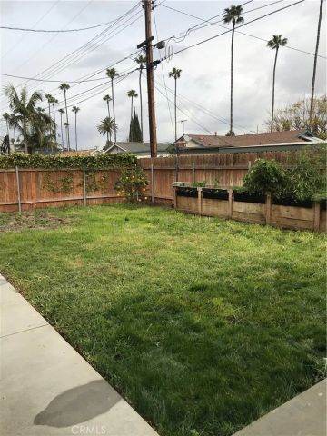 3058 Madison Avenue, Costa Mesa, CA 92626
