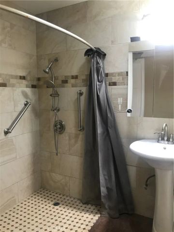 3058 Madison Avenue, Costa Mesa, CA 92626