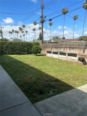 3058 Madison Avenue, Costa Mesa, CA 92626